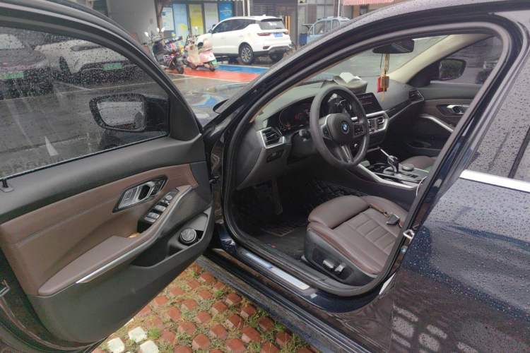 Used BMW 3 Series 2020 320Li M Sport Package Driver Seat