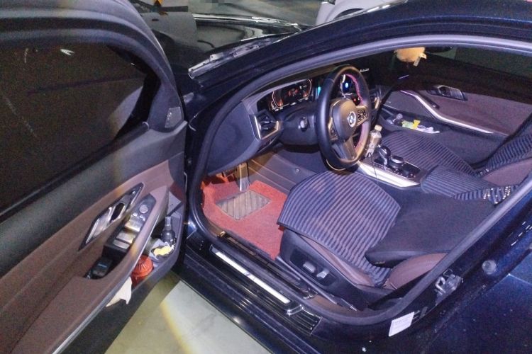 Used BMW 3 Series 2020 Facelifted 325Li M Sport Night Edition Package Driver Seat