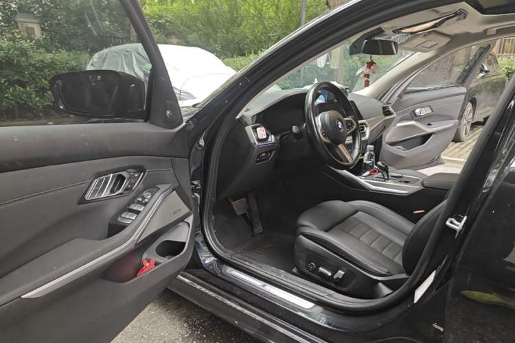 Used BMW 3 Series 2020 Facelifted 325Li M Sport Night Edition Package Driver Seat