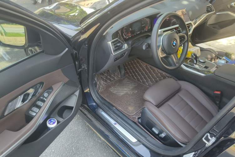 Used BMW 3 Series 2020 Restyled 325Li M Sport Package Driver Seat
