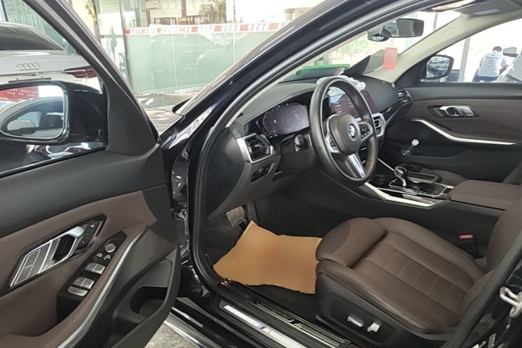 Used BMW 3 Series 2020 320Li M Sport Package Driver Seat
