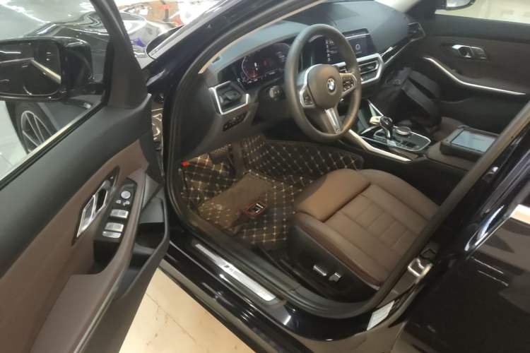 Used BMW 3 Series 2020 320Li M Sport Package Driver Seat