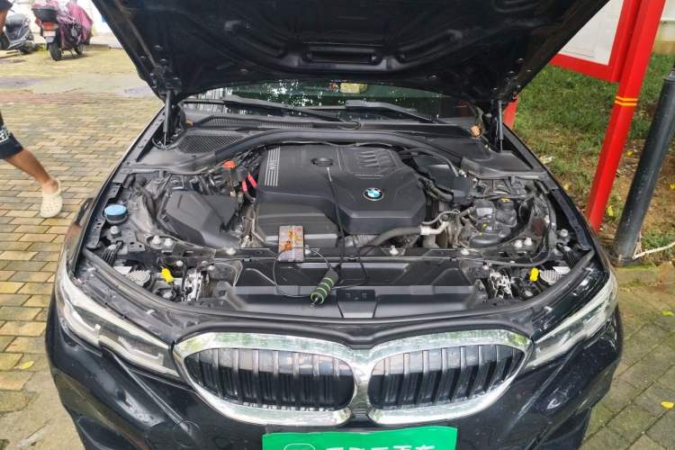 Used BMW 3 Series 2020 320Li M Sport Package Engine Bay