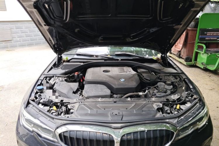 Used BMW 3 Series 2020 Facelifted 325i M Sport Package Engine Bay