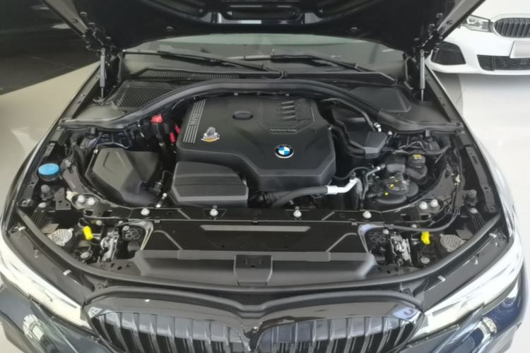 Used BMW 3 Series 2020 Restyled 325i M Sport Night Edition Package Engine Bay