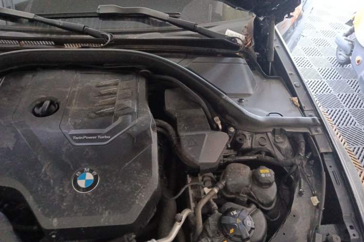Used BMW 3 Series 2020 330i M Sport Night Edition Engine Bay Left
