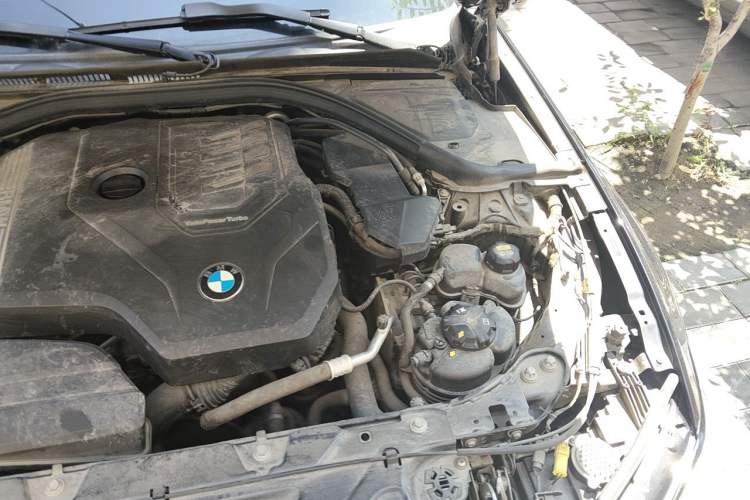 Used BMW 3 Series 2020 325Li M Sport Night Edition Package Engine Bay Left