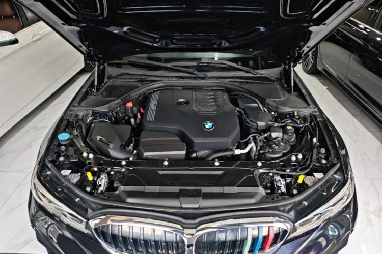 Used BMW 3 Series 2020 Restyled 325Li M Sport Package Engine Bay