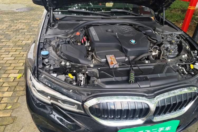 Used BMW 3 Series 2020 320Li M Sport Package Engine Bay Right