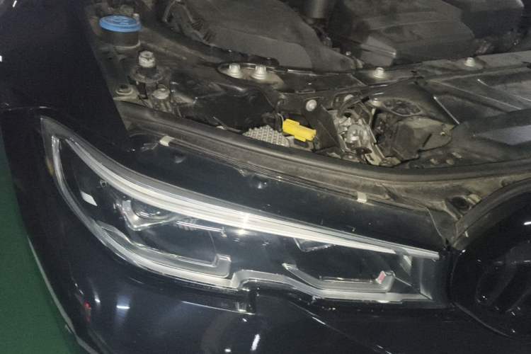 Used BMW 3 Series 2020 Facelifted 325Li M Sport Night Edition Package Engine Bay Right
