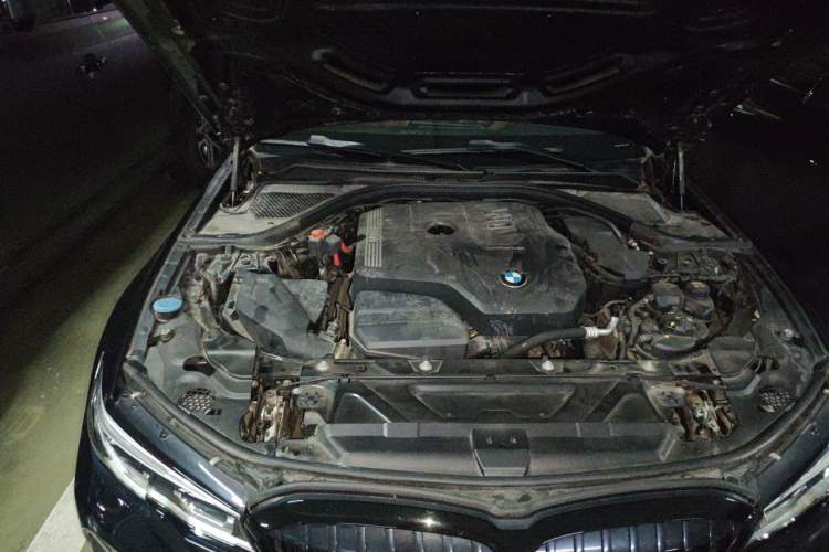 Used BMW 3 Series 2020 325i M Sport Night Edition package Engine Bay Right