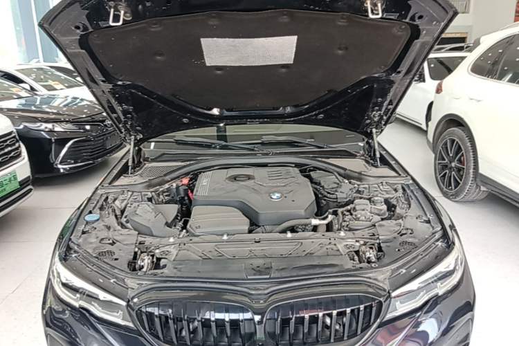 Used BMW 3 Series 2020 325Li M Sport Package Engine Bay
