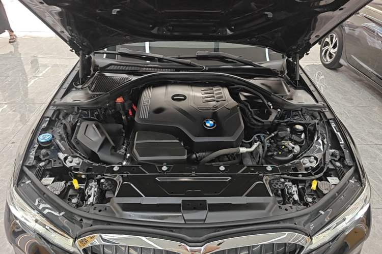 Used BMW 3 Series 2020 320Li M Sport Package Engine Bay