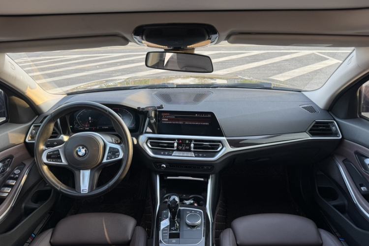 Used BMW 3 Series 2020 Restyled 325Li M Sport Package Exterior 1