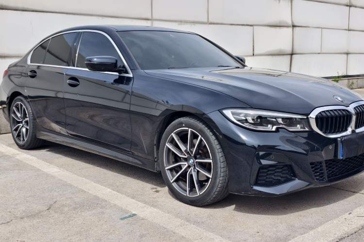 Used BMW 3 Series 2020 Facelifted 325i M Sport Package Exterior 2