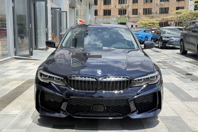 Used BMW 3 Series 2020 330i M Sport Night Edition Exterior 2