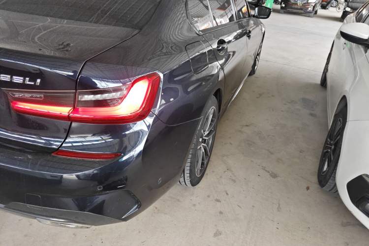 Used BMW 3 Series 2020 Restyled 325Li M Sport Package Exterior 3