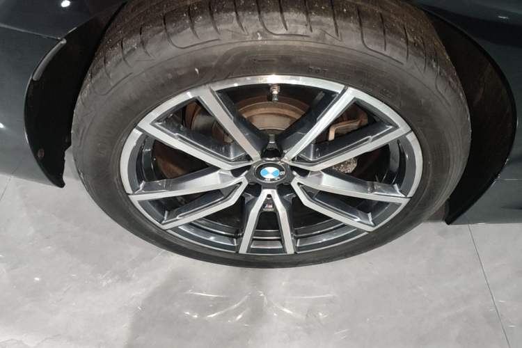 Used BMW 3 Series 2020 320Li M Sport Package Exterior 3