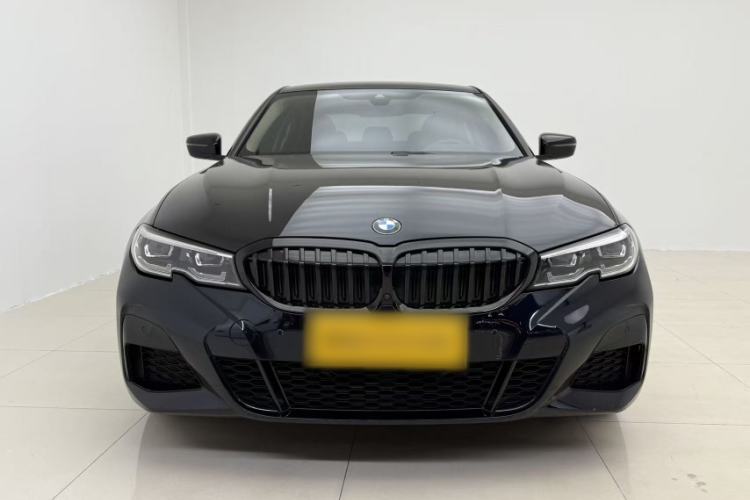 Used BMW 3 Series 2020 330i M Sport Night Edition Exterior 4