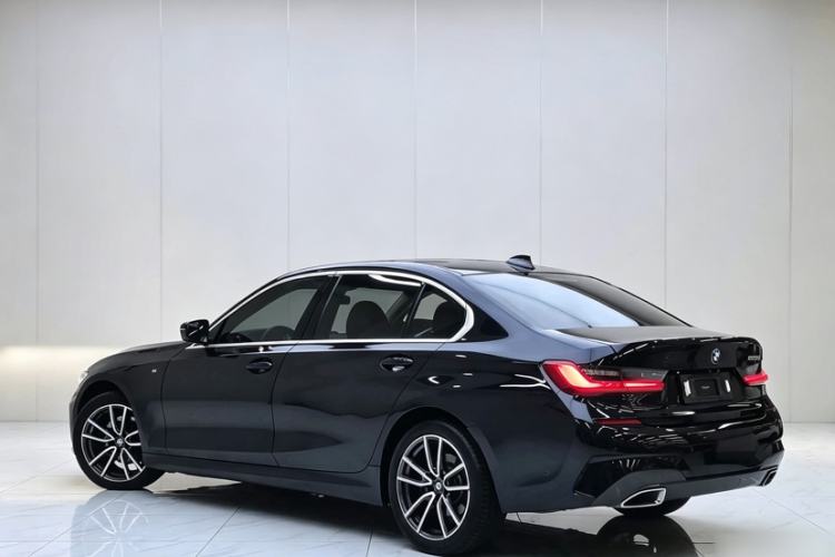 Used BMW 3 Series 2020 Restyled 325Li M Sport Package Exterior 4