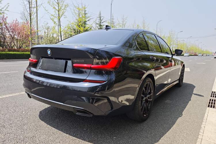 Used BMW 3 Series 2020 320Li M Sport Package Exterior 4