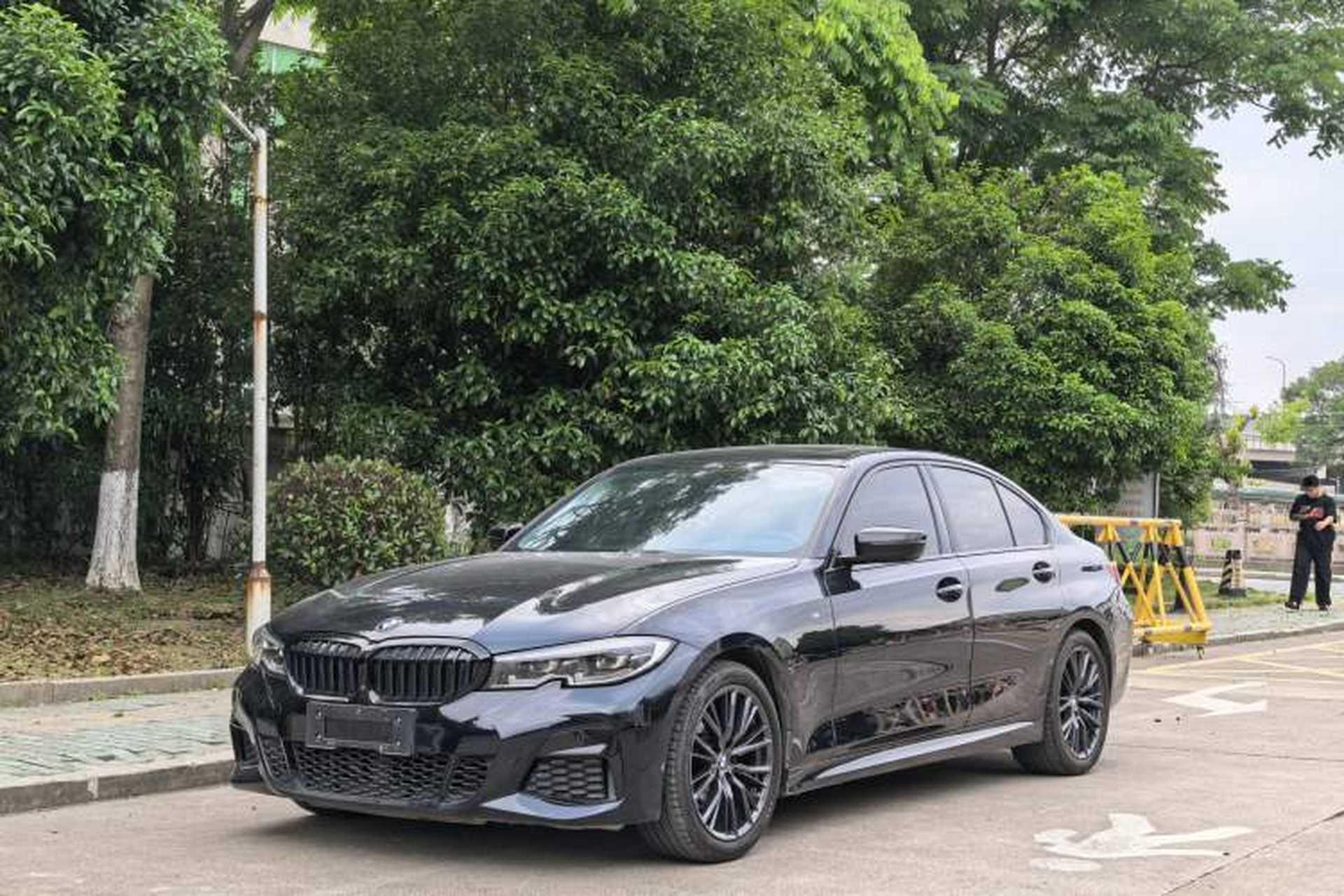 Used BMW 3 Series 2020 Restyled 325i M Sport Night Edition Package Front Left 45 Deg