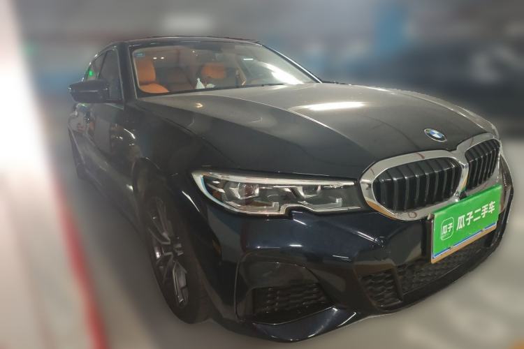Used BMW 3 Series 2020 320Li M Sport Package Front Right 45 Deg