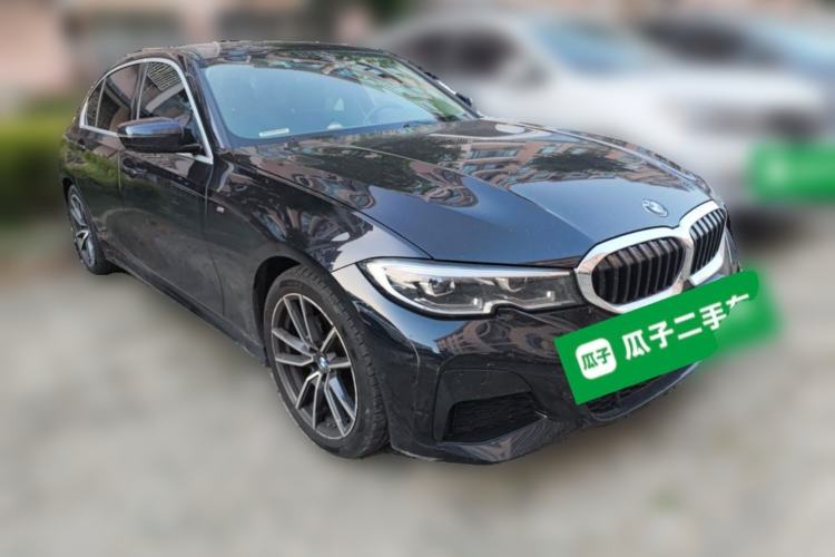Used BMW 3 Series 2020 320Li M Sport Package Front Right 45 Deg
