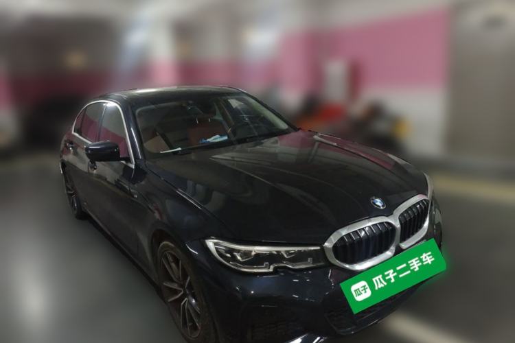 Used BMW 3 Series 2020 320Li M Sport Package Front Right 45 Deg
