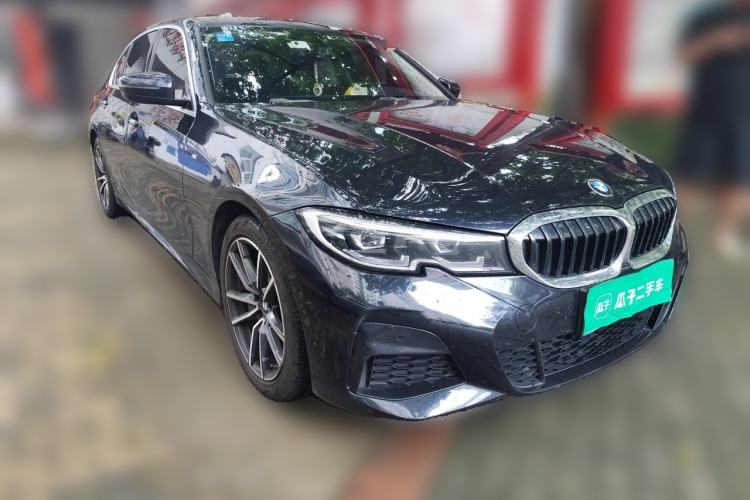 Used BMW 3 Series 2020 320Li M Sport Package Front Right 45 Deg