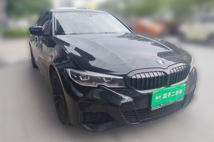 Used BMW 3 Series 2020 330i M Sport Night Edition Front Right 45 Deg