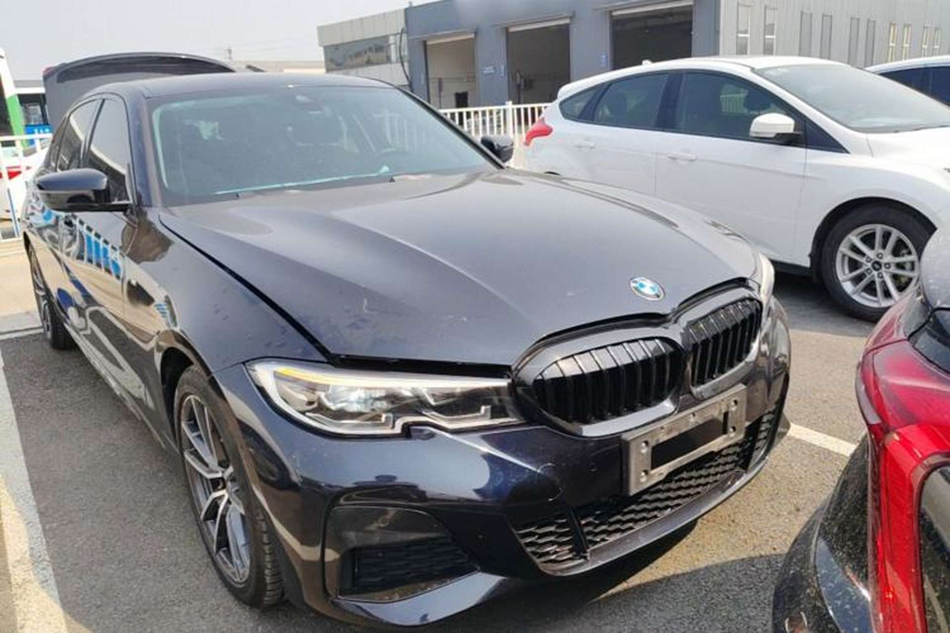 Used BMW 3 Series 2020 Restyled 325Li M Sport Package Front Right 45 Deg