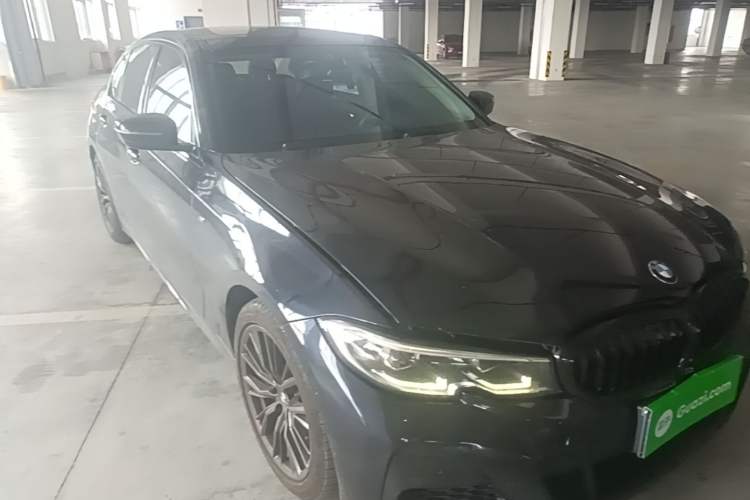 Used BMW 3 Series 2020 Restyled 325i M Sport Night Edition Package Front Right 45 Deg
