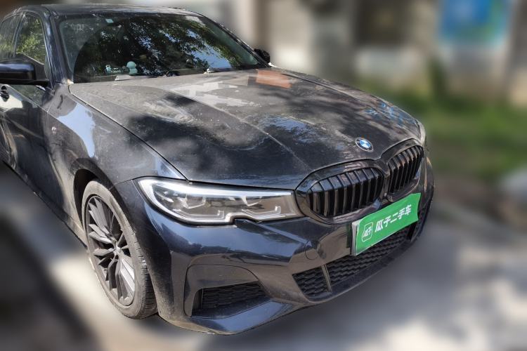Used BMW 3 Series 2020 325i M Sport Night Edition package Front Right 45 Deg