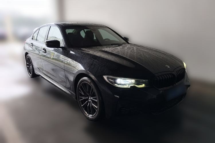 Used BMW 3 Series 2020 325i M Sport Package Front Right 45 Deg