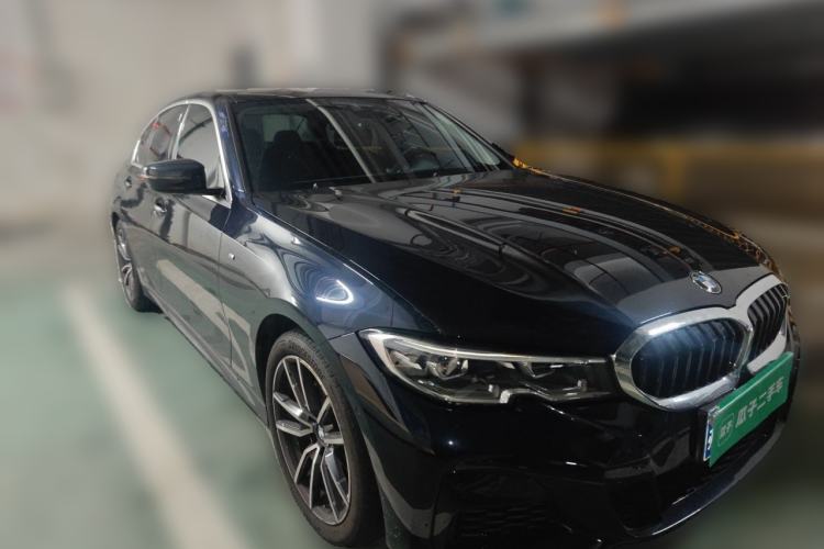Used BMW 3 Series 2020 Facelifted 325i M Sport Package Front Right 45 Deg