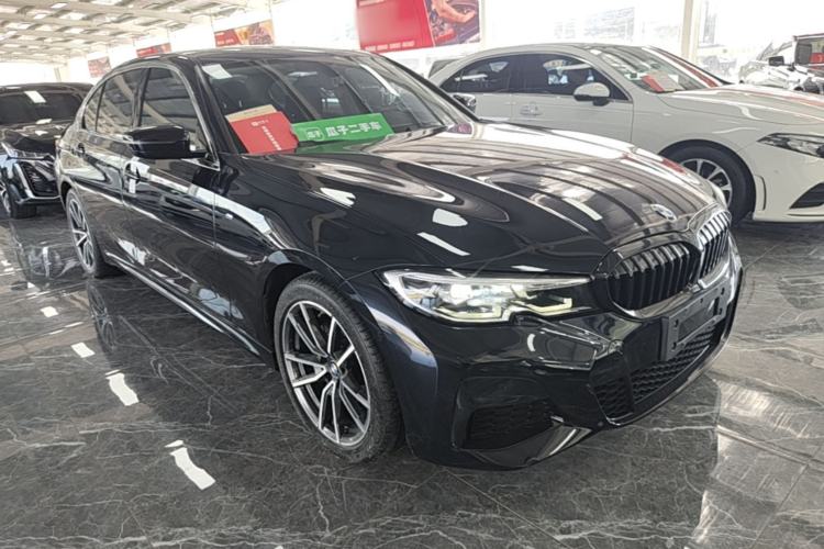 Used BMW 3 Series 2020 320Li M Sport Package Front Right 45 Deg
