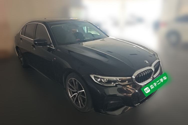 Used BMW 3 Series 2020 320Li M Sport Package Front Right 45 Deg