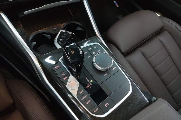 Used BMW 3 Series 2020 Restyled 325Li M Sport Package Gear Lever