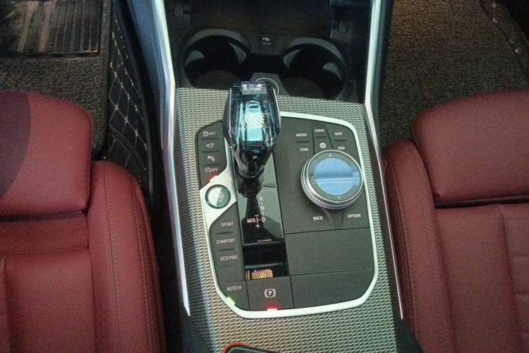 Used BMW 3 Series 2020 330i M Sport Night Edition Gear Lever