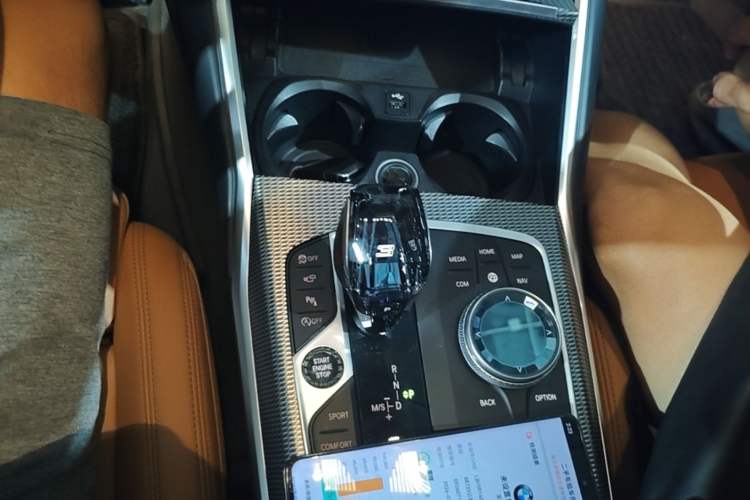 Used BMW 3 Series 2020 330i M Sport Night Edition Gear Lever