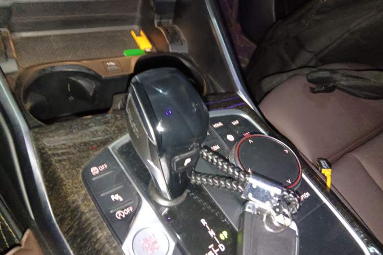 Used BMW 3 Series 2020 Restyled 325Li M Sport Package Gear Lever