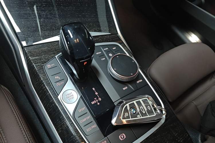 Used BMW 3 Series 2020 Restyled 325Li M Sport Package Gear Lever