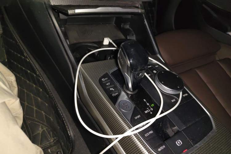 Used BMW 3 Series 2020 330i M Sport Night Edition Gear Lever