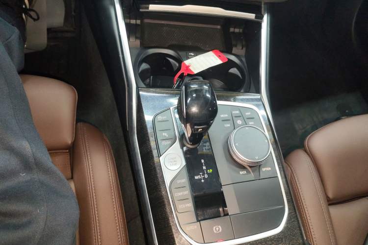 Used BMW 3 Series 2020 Restyled 325Li M Sport Package Gear Lever