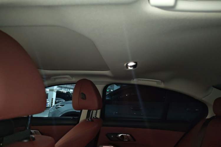 Used BMW 3 Series 2020 325i M Sport Package Headliner