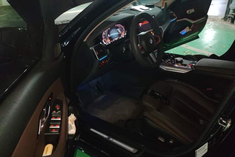 Used BMW 3 Series 2020 Facelifted 325Li M Sport Night Edition Package Interior 3