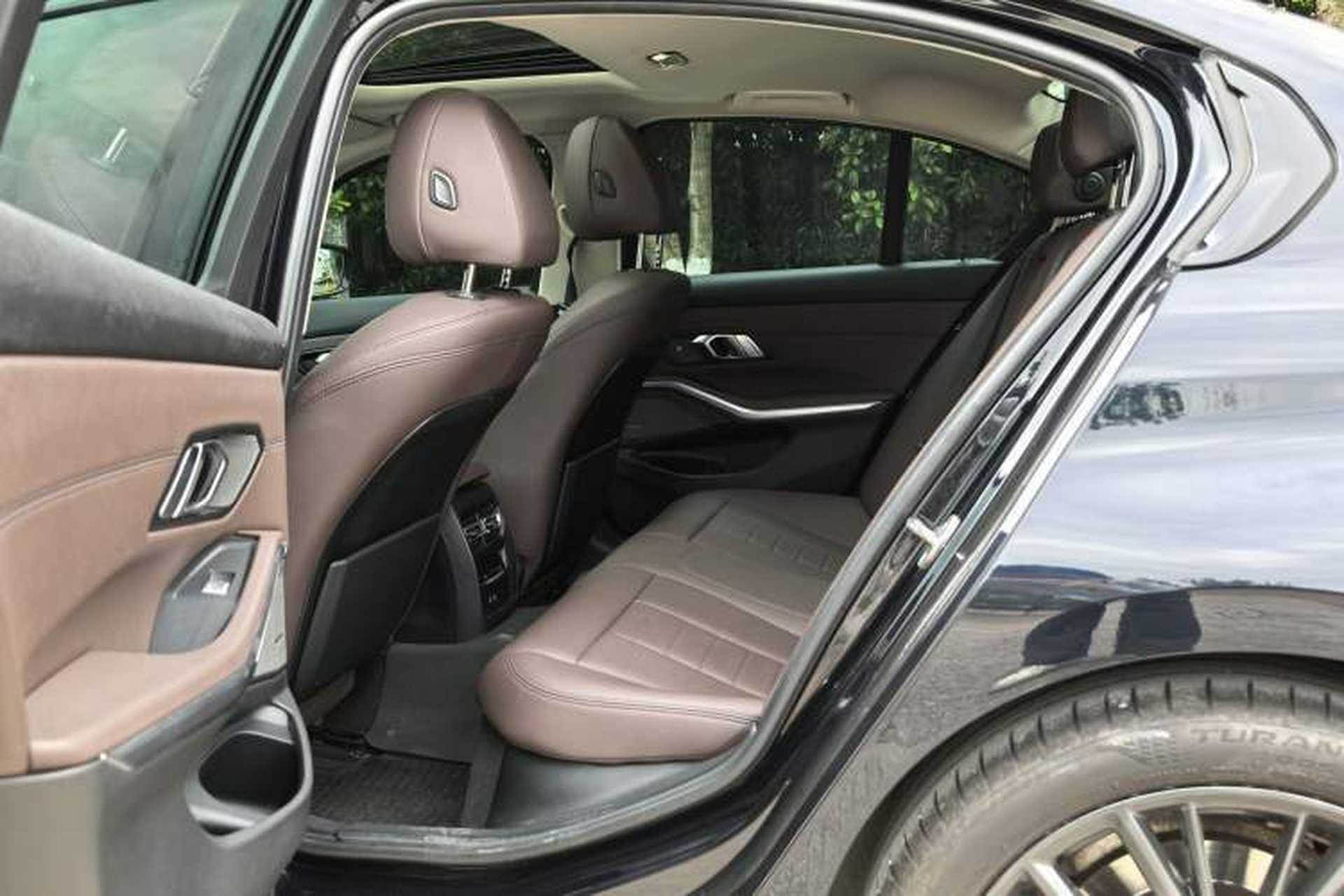 Used BMW 3 Series 2020 Restyled 325i M Sport Night Edition Package Interior 4