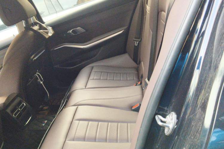 Used BMW 3 Series 2020 Facelifted 325Li M Sport Night Edition Package Interior 4