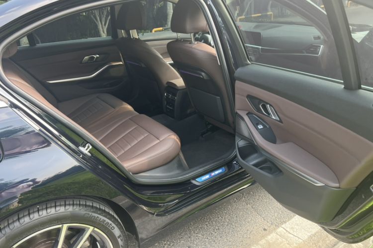 Used BMW 3 Series 2020 325Li M Sport Package Interior 5